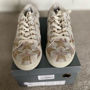 NIB Lola Cruz Rhinestone Star Sz 37 sneakers